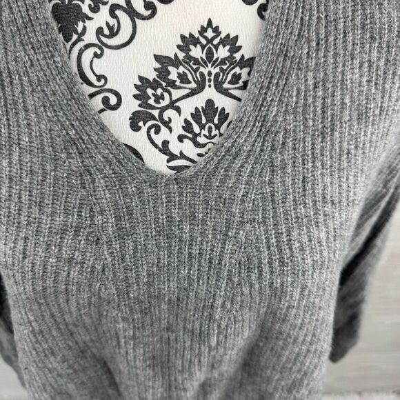 Sori V-Neck Wool Cashmere Blend Dolman Sweater - Picture 2 of 7